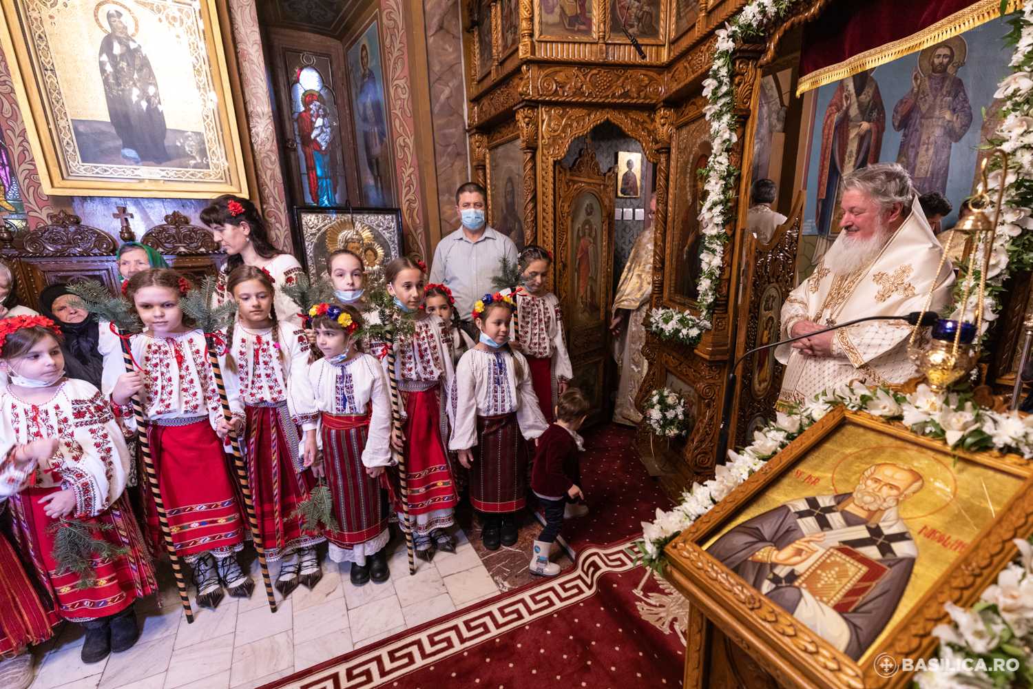 Sfântul Ierarh Nicolae a fost sărbătorit în Biserica Vintilă-Vodă, monument istoric – 345 de ani de existență a Parohiei „Vintilă Vodă” din Popești-Leordeni